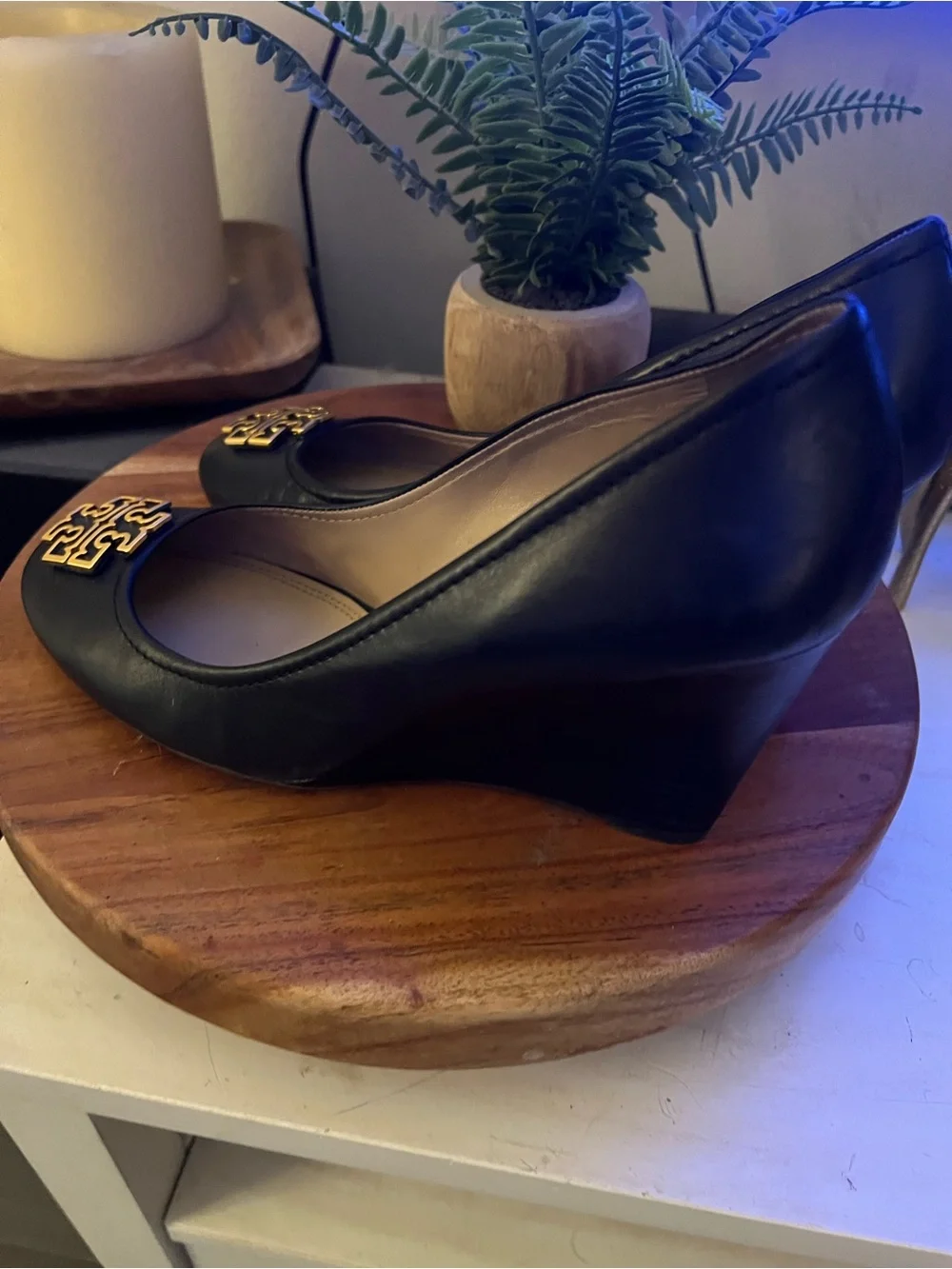 Tory Burch Women’s Black Logo Ballet Wedges size 11